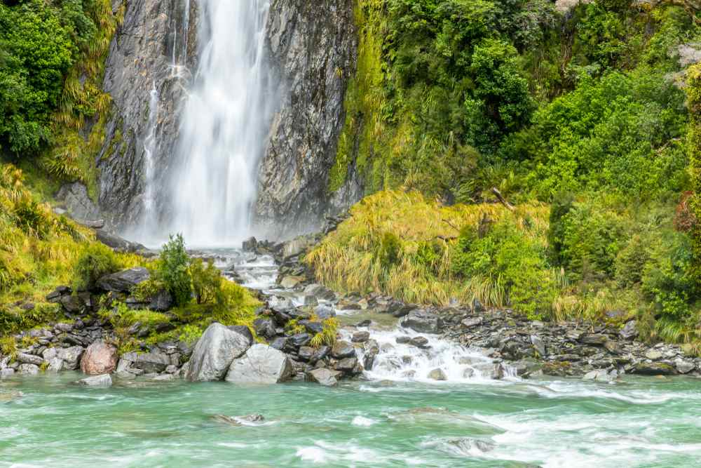 Thunder Creek Waterfall in New Zealand