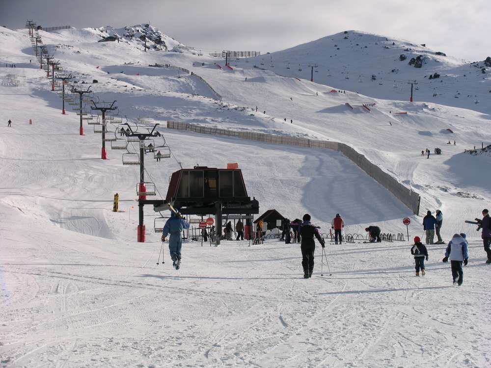 Skiing in Cardrona Alpine Resort