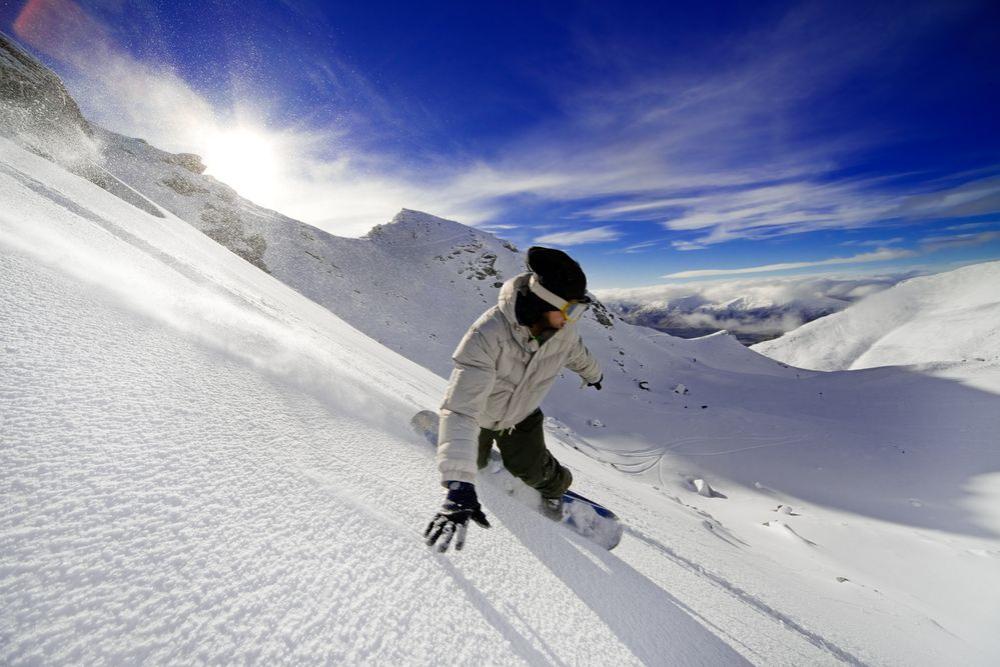 Snowboard in New Zealand in Winter